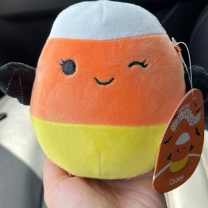🦇Squishmallows Casey the Candy Corn Bat NWT 5” Halloween